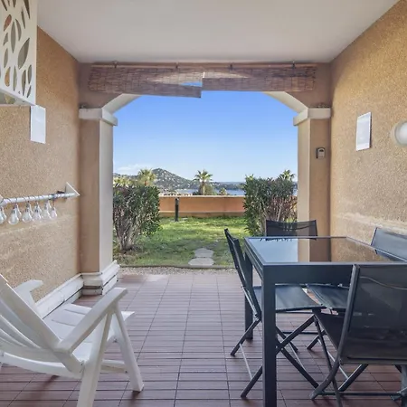 Cap Esterel Magnifique Vue Avec Parking Et Piscine 아파트 Saint-Raphaël